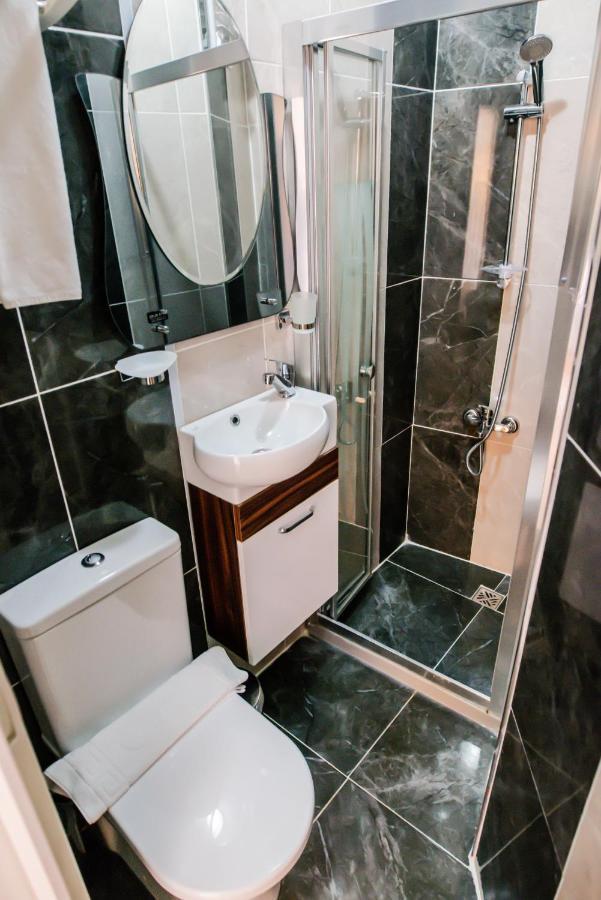 Camelot Apartment Istanbul Bagian luar foto