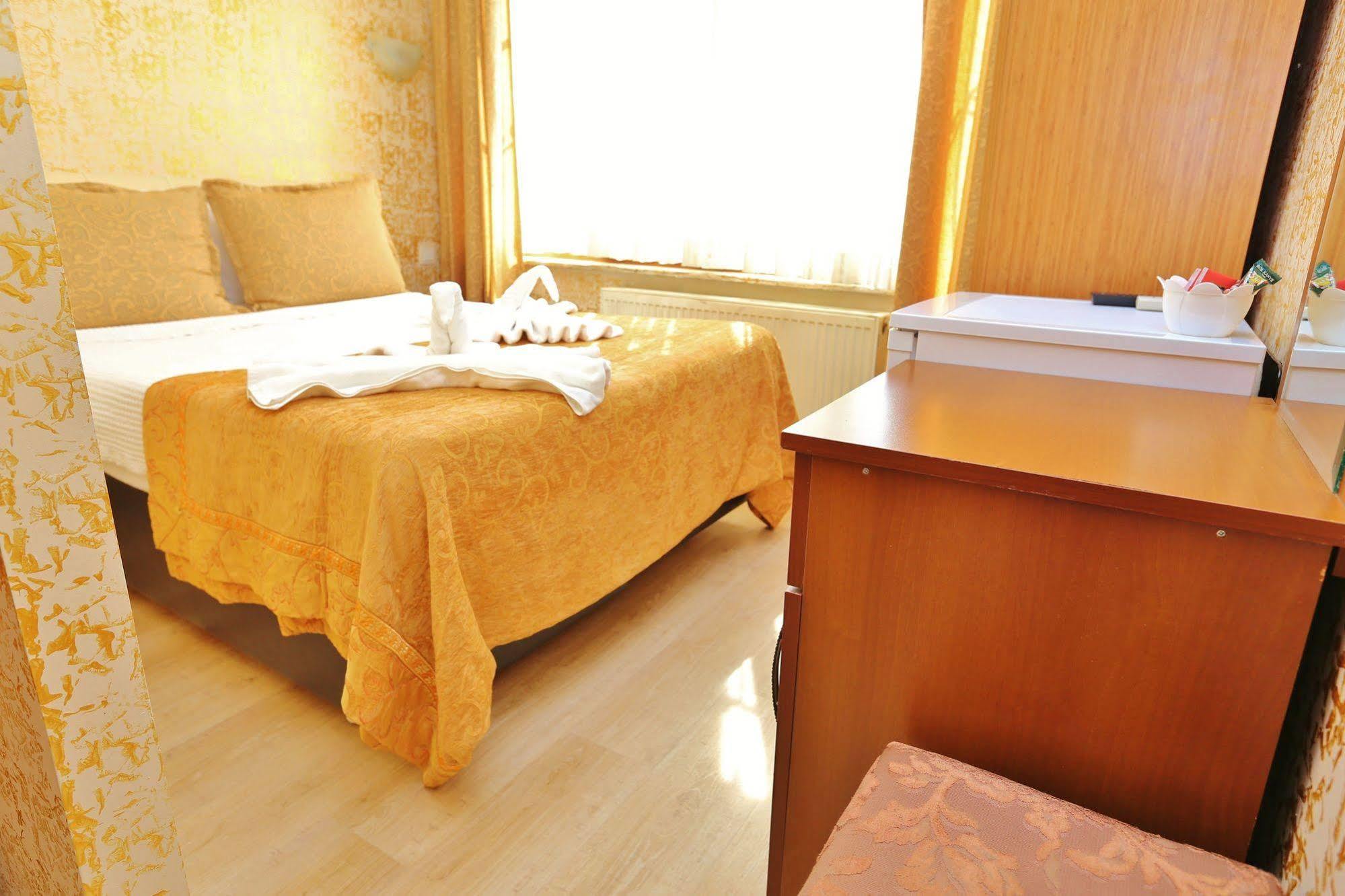 Camelot Apartment Istanbul Bagian luar foto