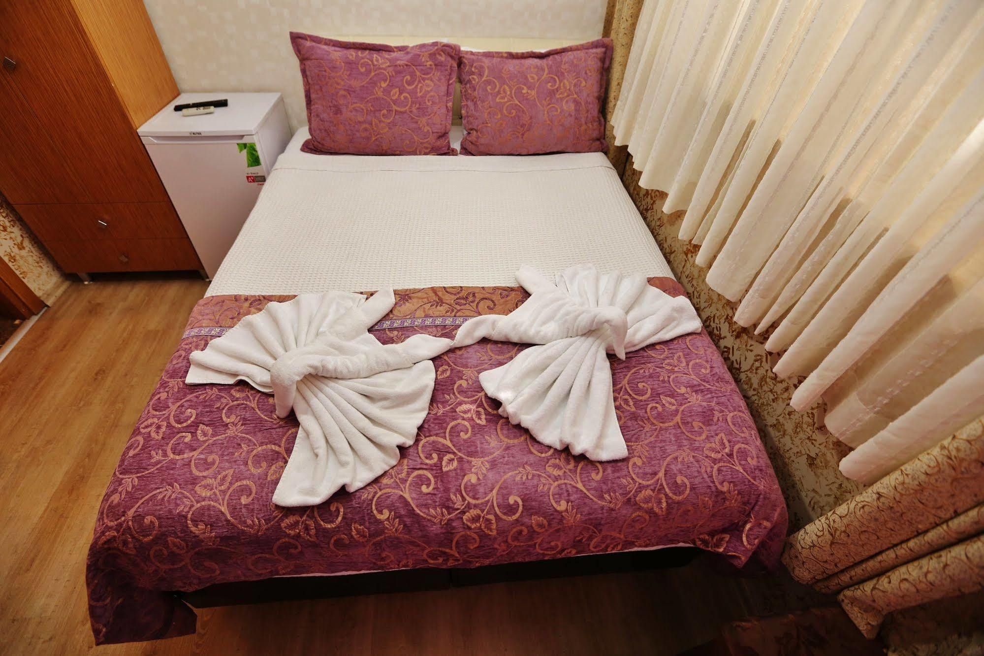 Camelot Apartment Istanbul Bagian luar foto