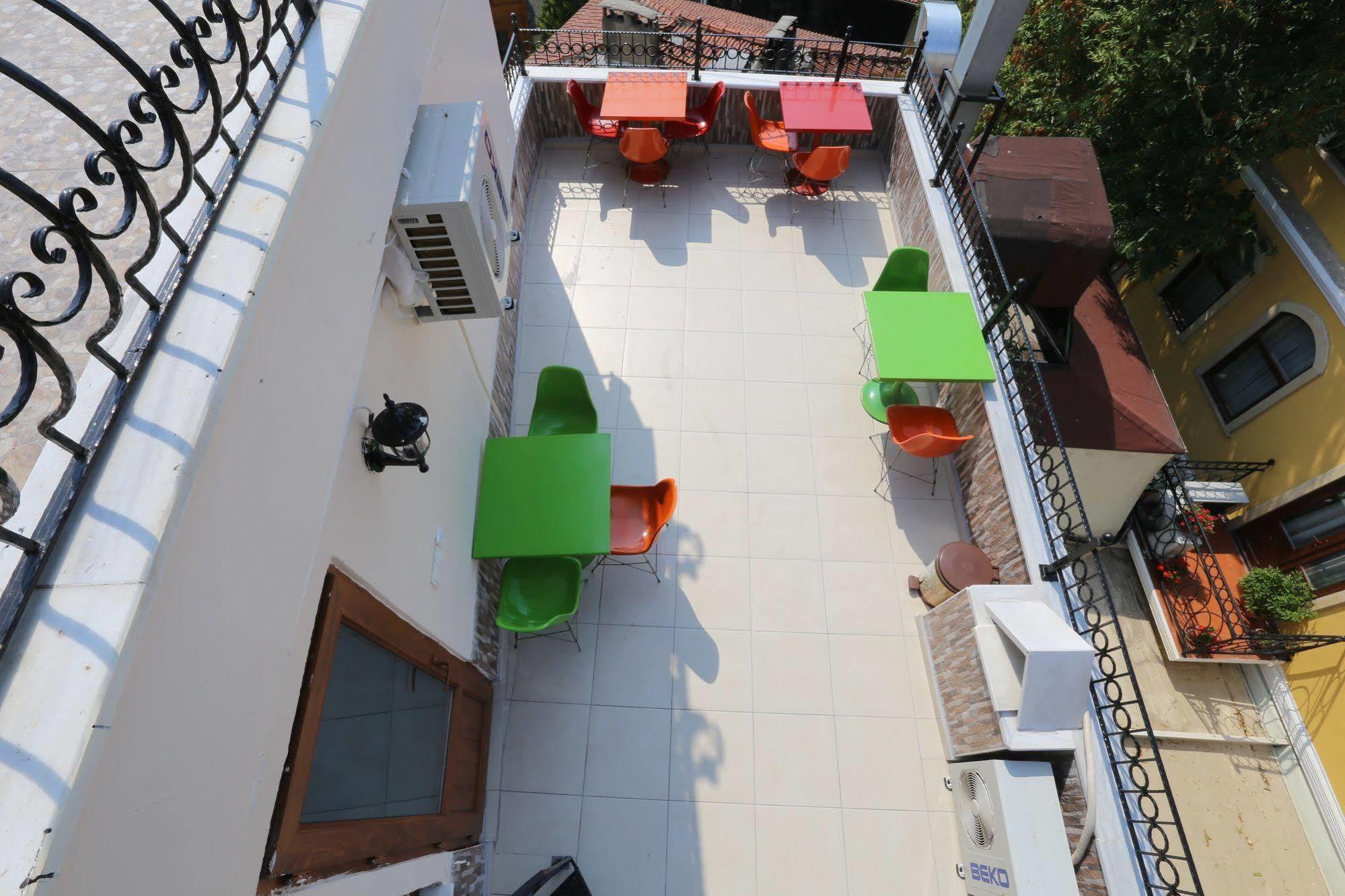 Camelot Apartment Istanbul Bagian luar foto